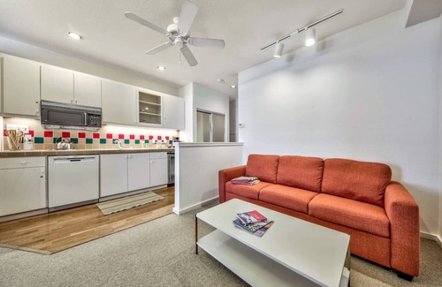Olympic Valley Apartment | Palisades Ski Condo: Ski-in/ski-out Studio w/Hot Tubs and Pool