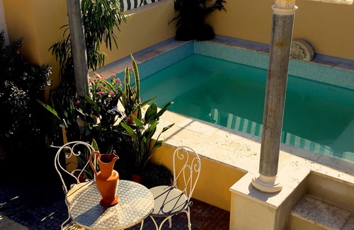 Birgu House | Pallazzetto, in Birgu/Vittoriosa, rooftop pool with views of sea and Valletta
