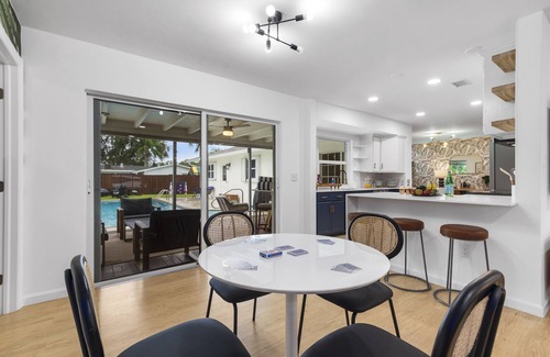 Hunt Club House | Palm Beach Luxury/5BR, Pool, Hot Tub, Fire Pit, Billiards, Arcade/Sleep 18