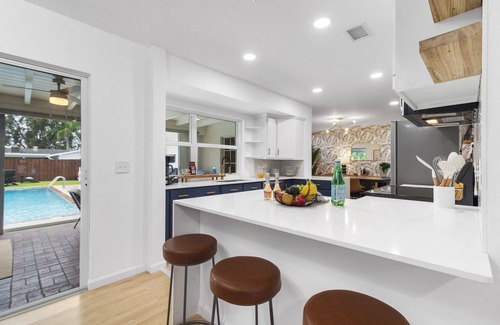 Hunt Club House | Palm Beach Luxury/5BR, Pool, Hot Tub, Fire Pit, Billiards, Arcade/Sleep 18