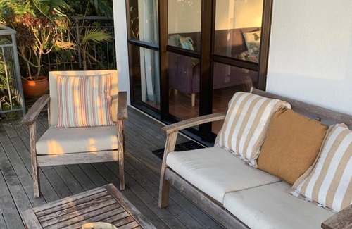 Waiheke Island Villa | Palm Beach Oasis, Air conditioning, WiFi & SKY TV