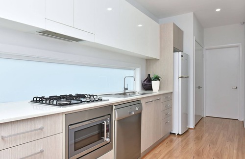 Caves Beach Villa | Palm Breeze at Caves Beach Villas sleeps 5