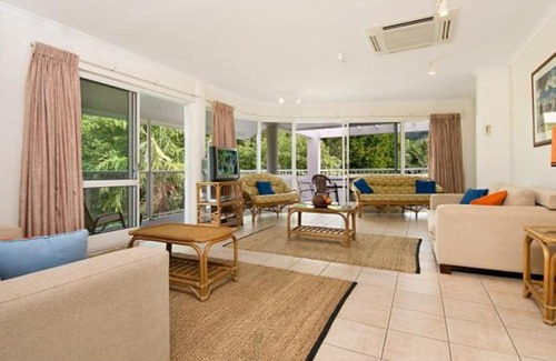 Palm Cove Apartment | Palm Cove Penthouse
