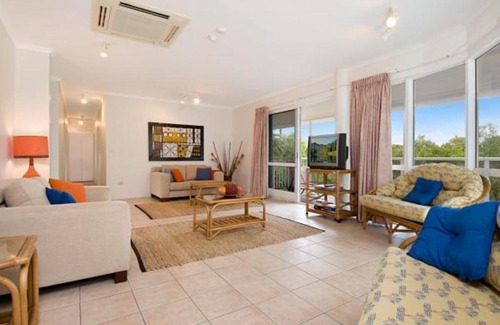 Palm Cove Apartment | Palm Cove Penthouse