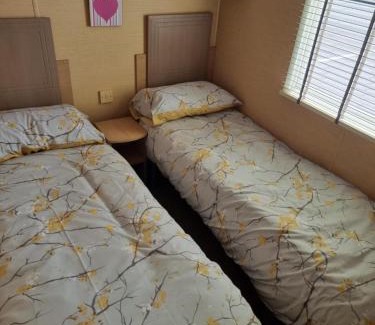 Chapel Saint Leonards Apartment | Palm Grove 110
