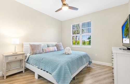 South Island Condo | Palm Harbor 304, 3 Bedrooms, Elevator, Pool, Hot Tub, WiFi, Sleeps 8