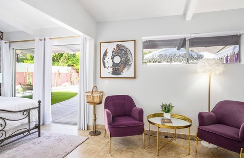 Warm Sands Hotel | Palm Springs | Kitchenette, Pet Friendly | Pool | The Muse Hotel!