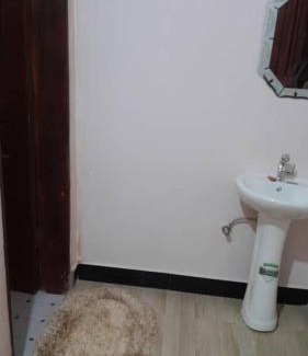 Mbale House | Palm Suites