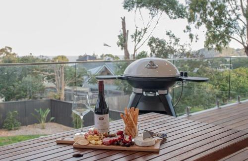 Mollymook Beach House | Palm Tree Retreat