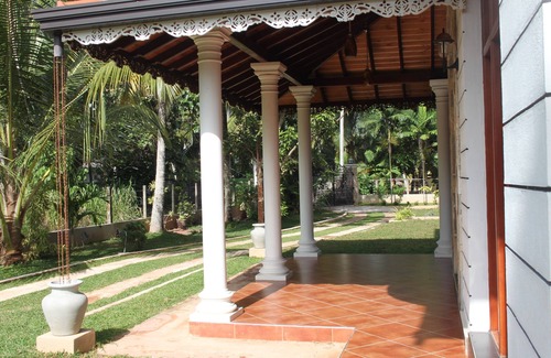 Negombo Villa | Palm trees villa . Negombo 🇱🇰