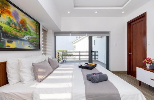 Vung Tau Villa | Palm Villa 31 - 8 Phòng Ngủ Khu Nghĩ Dưỡng Cao Cấp