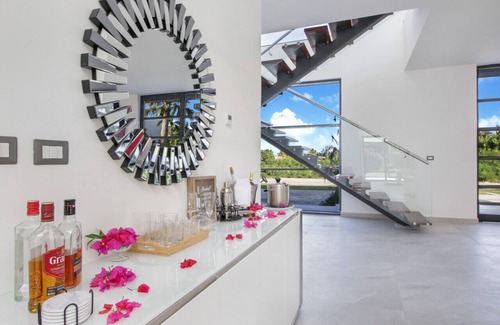 Punta Cana Villa | Palmas 16: NEW luxury villa w/pool, Jacuzzi, pool table, full staff & golf cart