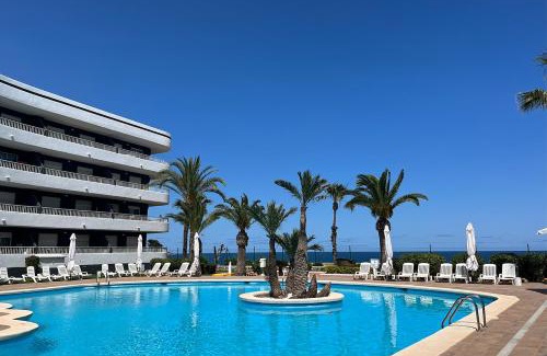 Mil Palmeras Apartment | Palmera Beach by Renthas
