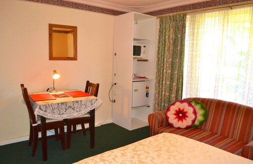Warwick Bed & Breakfast | Palms Bed & Breakfast