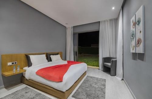 Palmeraie Villa | Palms Edge Villas avec Piscine & Jardin Privés
