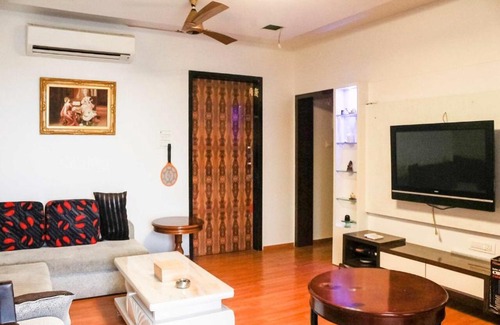 Aarey Colony Villa | Palms Lavished Villa