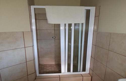 Kroonstad Bed & Breakfast | Palms Lodge
