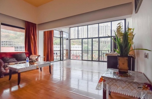 Aarey Colony Villa | Palms Villas