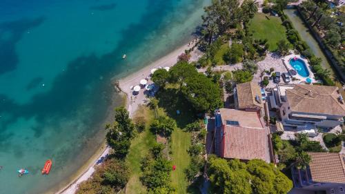 Nidri Apartment | Palmyra Beachfront Studios