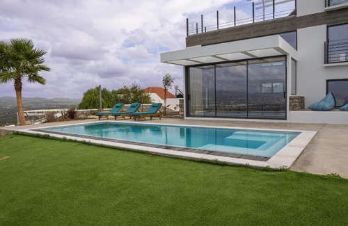 Kamilari Villa | PALMYRA VILLAS