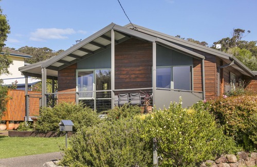 Pambula Beach House | Pambula Beach Escape - Spacious house, ocean views and minutes to the beach