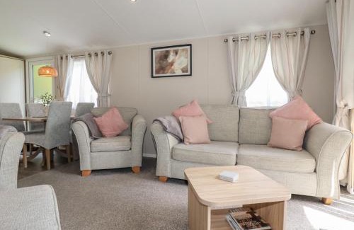 Newquay House | Pams Place