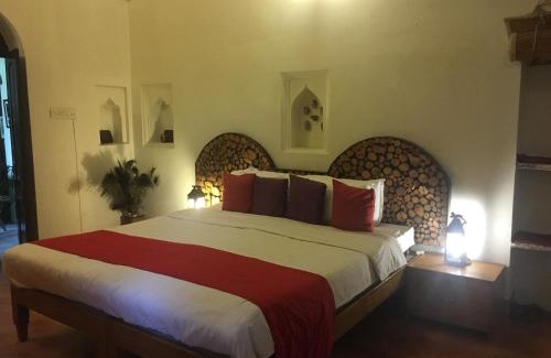 Varanasi Bed & Breakfast | Panchkote Raj Ganges