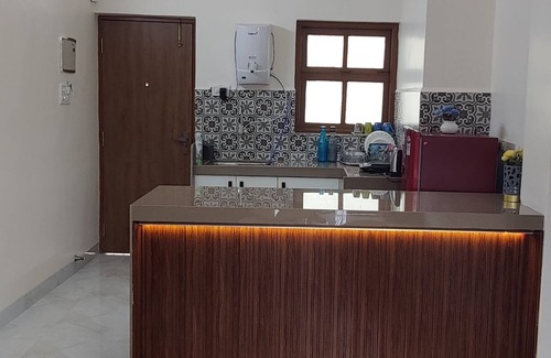 Candolim Apartment | Panda Stays 🐼 - Cozy 2Bhk Apartment near the Beach 🏖️ and centrally located.