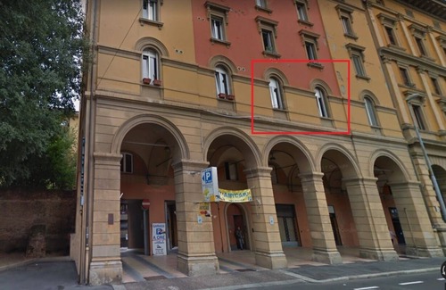 Historic Center Apartment | Pandolf - A few minutes from downtown and two minutes from the station.