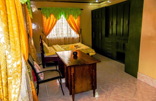 Taytay Hotel | Pangulatan Beach Resort - Dormitory