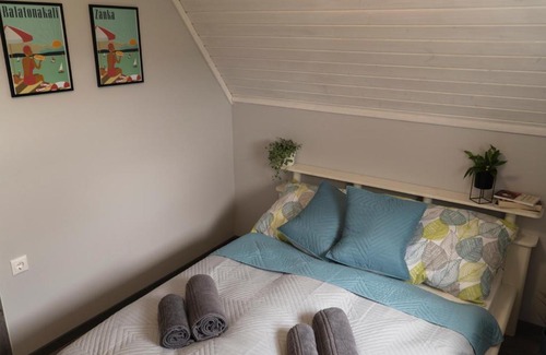 Mencshely Apartment | Panoráma Borbirtok
