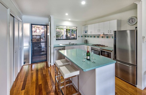 Hamilton Island Villa | Panorama 3 Hamilton Island - Oceanviews, golf buggy and transfers