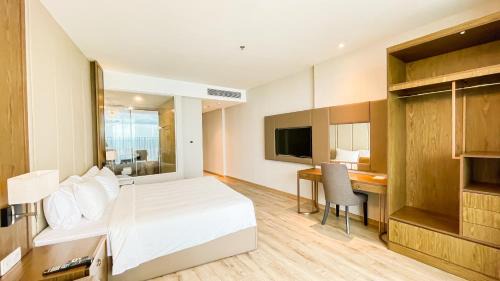 Tran Phu Beach Apartment | Panorama Apartment With Blue Ocean