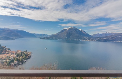 Perledo House | Panorama del Lago in Perledo