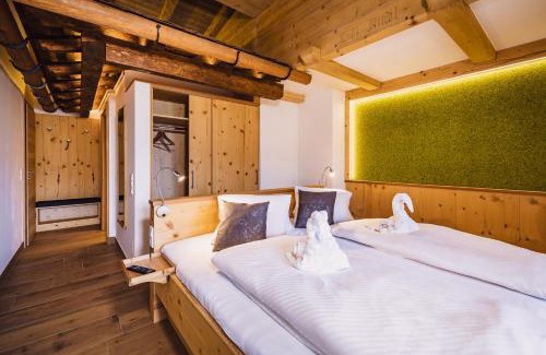Kaprun Apartment | Panorama Hotel Guggenbichl - inkl Sommerkarte, einmaliger Eintritt ins Tauern Spa & bester Ausblick über Kaprun