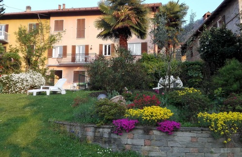 Porto Valtravaglia Apartment | Panorama mit Aussicht auf dem See