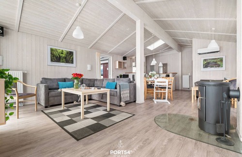 Sankt Andreasberg House | Panoramablick 53 - cozy vacation home for 10 people with sauna & whirlpool tub