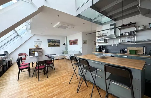 Weißgerber House | Panoramic 360 loft next to the city center