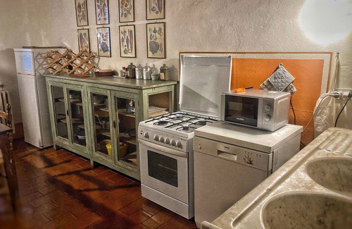 Foiano della Chiana Other | Panoramic apartment in old farmhouse. Farm with historic wine cellar.