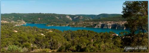 Esparron-de-Verdon Villa | Panoramic lake view