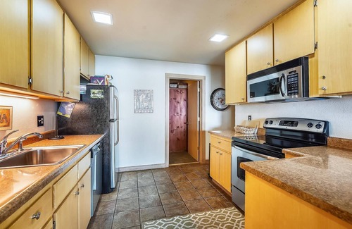 Tahoe City Condo | Panoramic Lake Views Rocky Ridge #47