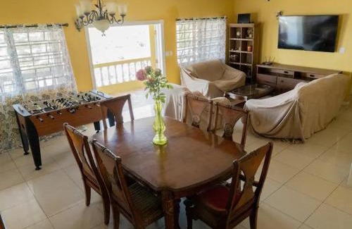 Frigate Bay Apartment | Panoramic Ocean Vue 2