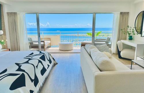 Waikiki Apartment | Panoramic Oceanview Resort - Full Kitchen in Each Room, 2 Swimming Pools, Onsite Restaurants, Fireworks Every Friday