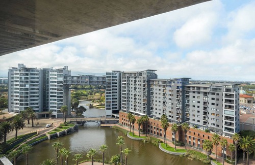 Century City Apartment | Panoramic Paradise | Century City Escape