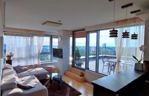 Klaipeda Apartment | Panoramic sea-view penthouse