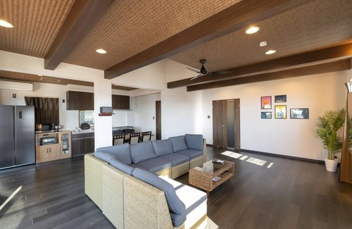 Sumoto House | Panoramic view of the ocean with a sunset view En/Sumoto Hyōgo