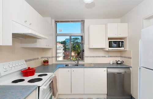 Nelson Bay Apartment | Panoramic views over Shoal Bay Beach