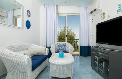 Chiesa Nuova Villa | Panoramic Villa Begonia Positano