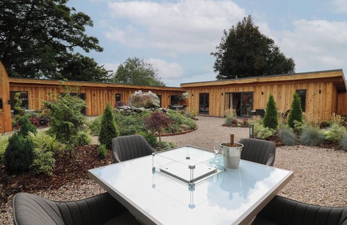 Llangadfan Cottage | PANSI, pet friendly, character holiday cottage in Llangadfan