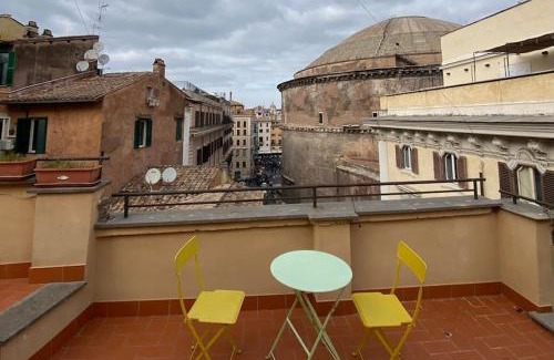 Rione VIII Sant'Eustachio Apartment | Pantheon Design Apartment